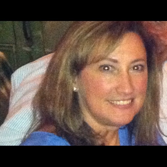 Meet your Posher, Rene - Picture 1 of 2